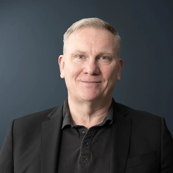 Jens-Dreyer-Sales-Kontakt-beesite-Website-portrait-1000px
